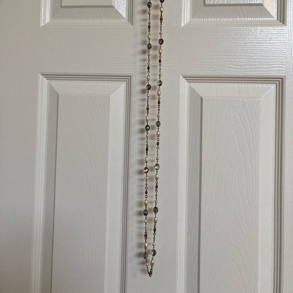 Lovely extra long necklace. Approximately 52” long. Can be doubled. Great cond. - Picture 3 of 8